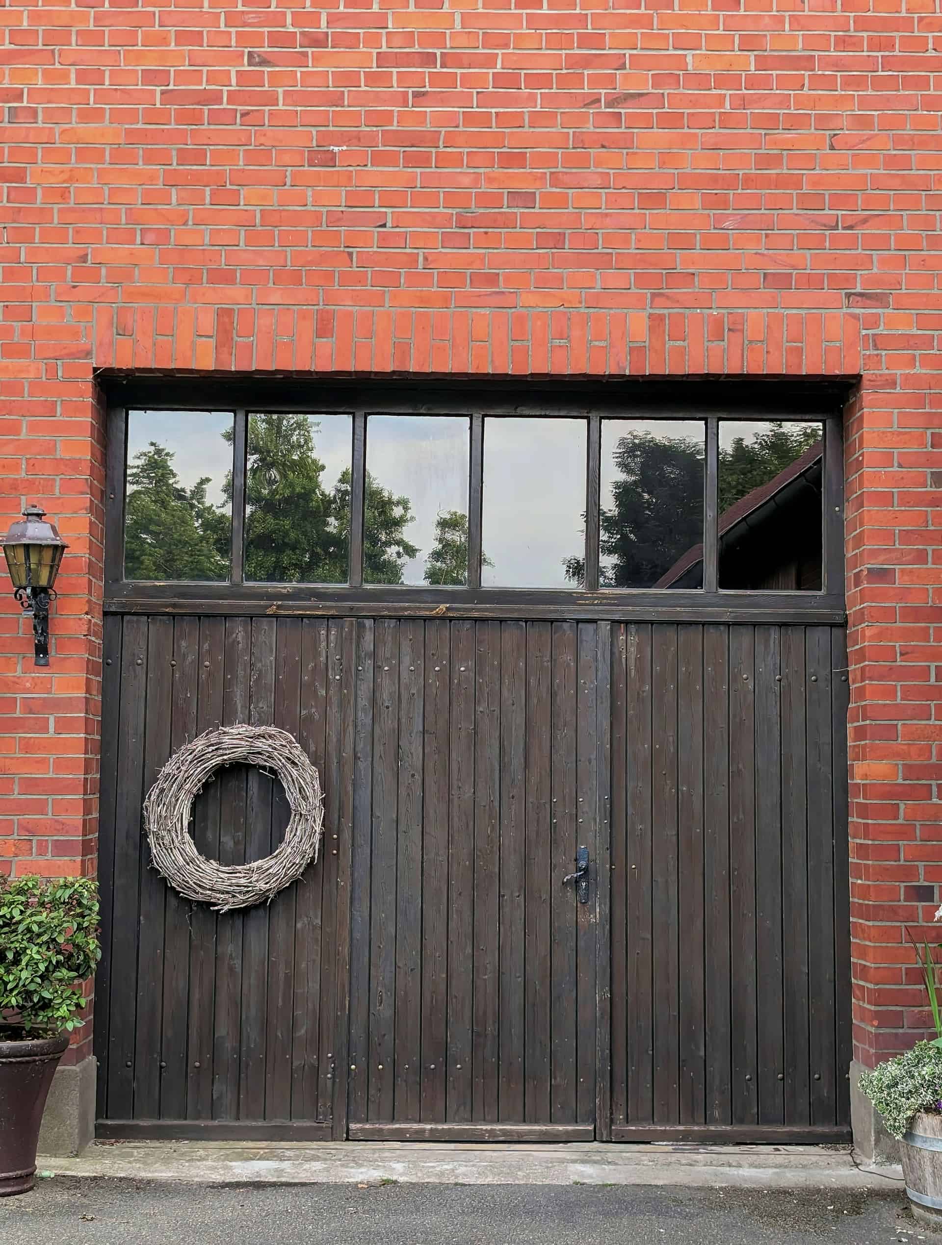 Garage Door Companies marketing
